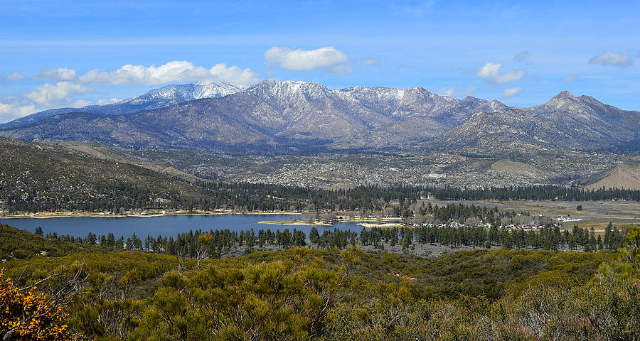 photo of San Jacinto Mountains and Lake Hemet